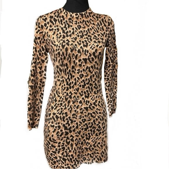 Dolce & Gabbana Dresses & Skirts - Dolce & Gabbana dress 100% virgin wool, brand new with tag dress !!!  Size XS